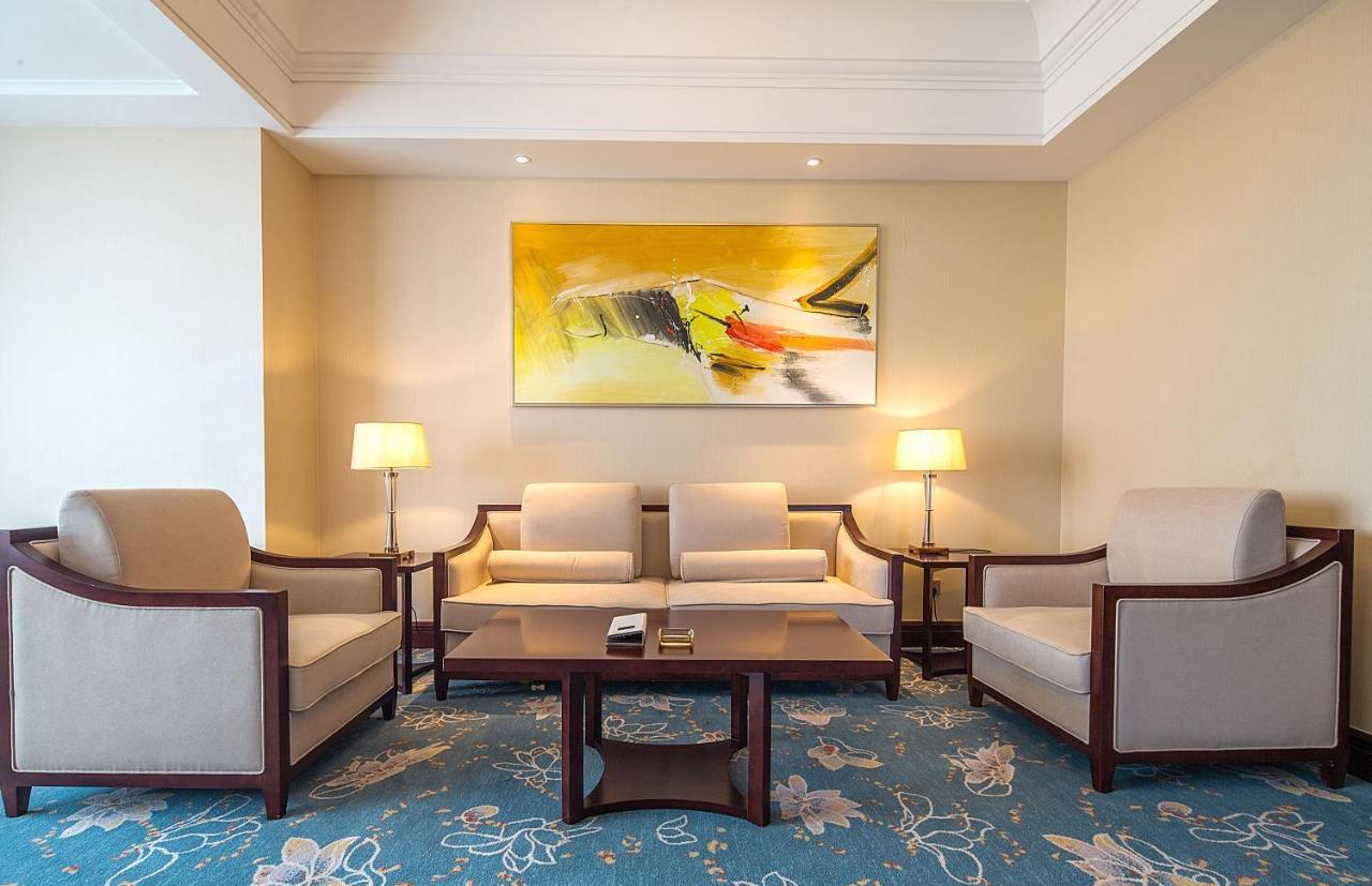 ווקסי Days Hotel Baile Wuxi מראה חיצוני תמונה