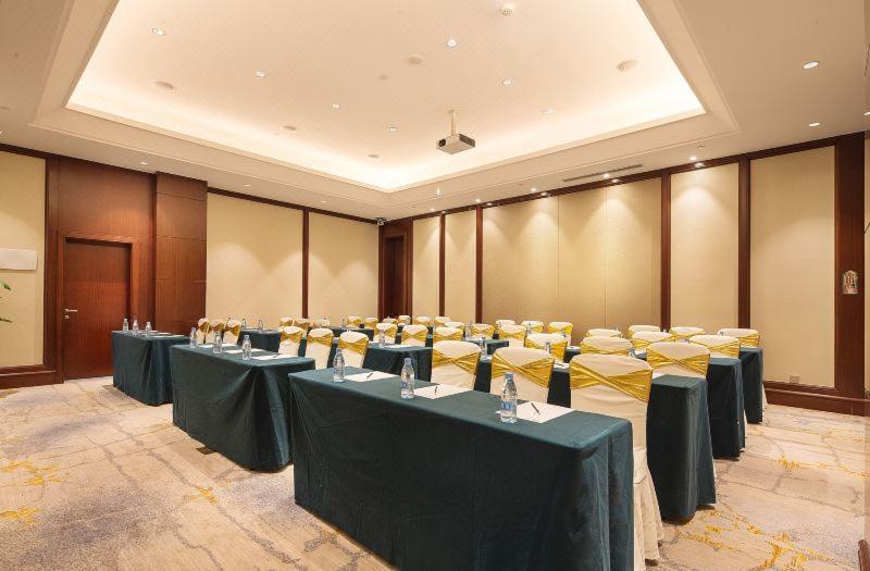 ווקסי Days Hotel Baile Wuxi מראה חיצוני תמונה