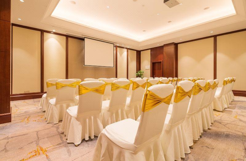 ווקסי Days Hotel Baile Wuxi מראה חיצוני תמונה